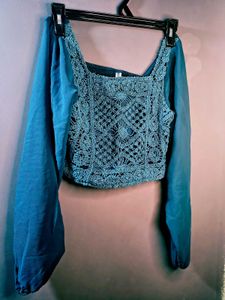 trendy full sleeve crop top