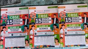 Oswaal CBSE Class 10 Sample Papers