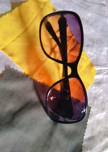 Retro Black Sunglasses