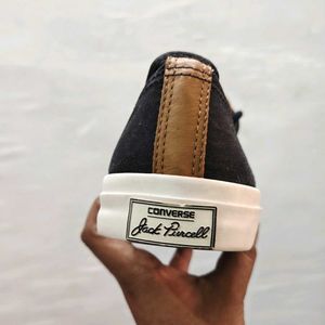 Classic Black Canvas Sneakers brand new no bill n