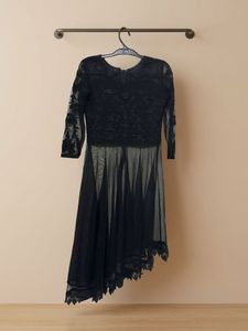 Elegant Black &amp; Red Embellished Long Top and Lahen