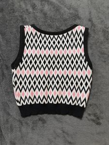 Geometric Pattern Knit Tank Top