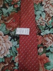 Classic Red Patterned Tie