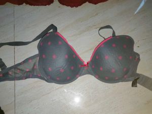 SUSIE AND EVERY DE BRA'S