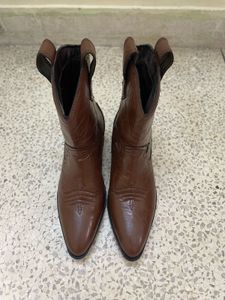 Classic Brown Leather Cowboy Boots
