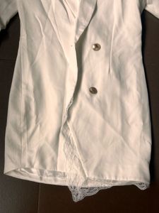 Chic White Double-Breasted Blazer