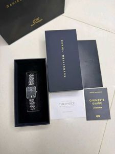 DW Daniel Wellington* Quadro fem