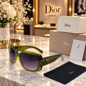 Dior Sunglasses - Chic Parisienne Style