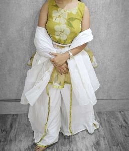 Elegant Floral Kurta Set with Dupatta