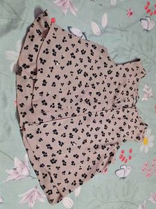 Cute top