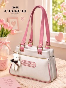 🧸 COACH Teddy Keychain Handbag 👜💖