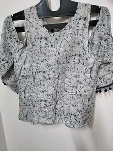 Shoulder Cut Cute Top
