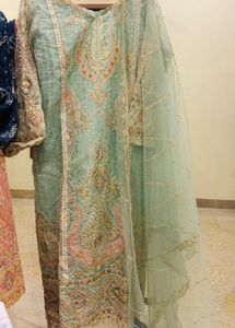 Beautifully Pakistani Embellished Kurta set