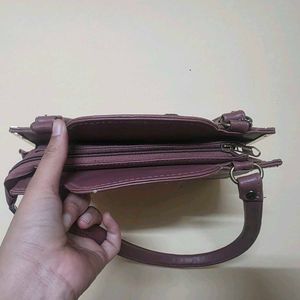 Stylish Handbag 👜