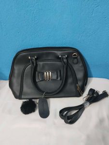 Chic Black Bow Detail Handbag