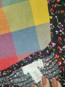 H&amp;M Floral Print Smocked Long Sleeve Top