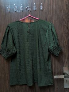 Stylish Textured Green Top
