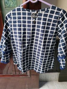 Stylish Blue & White Checked Top