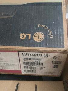 LCD monitor 18.5 inch