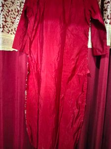 Red &amp; Gold Embroidered Kurta Set From Ishin