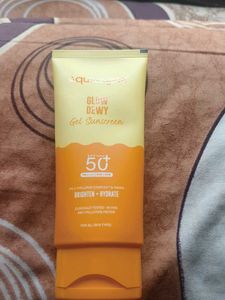 Aqualogica Glow Dewy Gel Sunscreen SPF 50