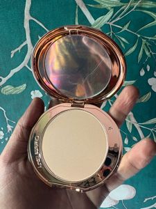CHARLETTE TILBURY COMPACT