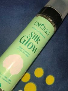Uniqura Silk Glow Skin Toner