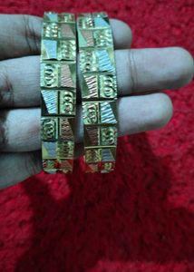Stylish Tricolor Gold Plated Bangles