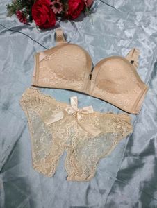 Elegant Lace Bra and Panty Set