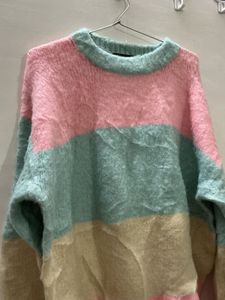 oversized stripped Knit Sweater - Cozy and Stylish