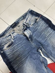 Men's Distressed Slim Fit Jeans