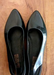 New Sandle Size 36