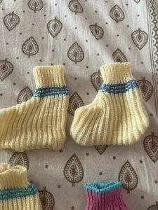 Woollen Socks N Sweater For Infant