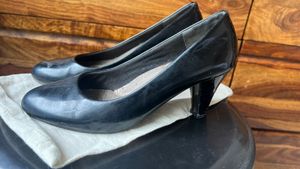 Black Formal Heels