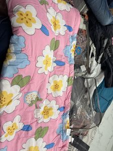 Cute Floral Print Comforter