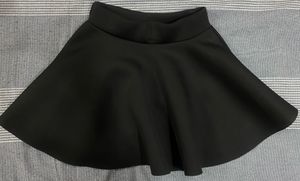 Chic Black Pearl Embellished Skirt