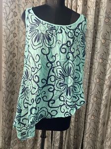 Lightweight Floral Print Tunic Top