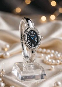 Cartier( COPY )Women's Gold Diamond Watch kada sty