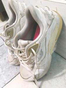Redtape Sports Shoes
