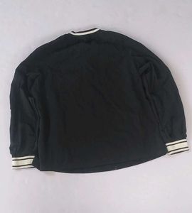 Stylish Black "96" Graphic Top