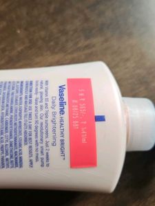 Vaseline Healthy Bright Daily Brightening Lotion