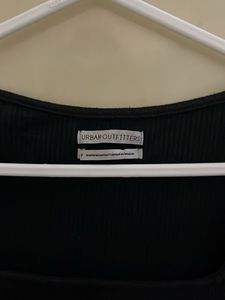 Black Square Neck Long Sleeve Top