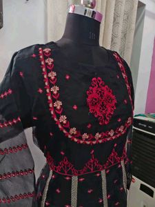 Elegant Embroidered Black Kurta Set