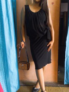 ❤️🌸Little Black Dress with Tie Detail🌸❤️