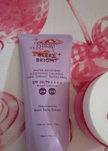 Berry Bright Sunscreen SPF 50 And plum gel cream