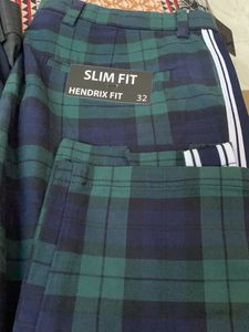 Green &amp; Navy Plaid Crop Chino Pants