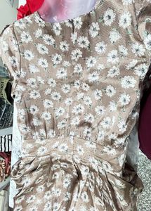 Chic Floral Print Wrap Dress