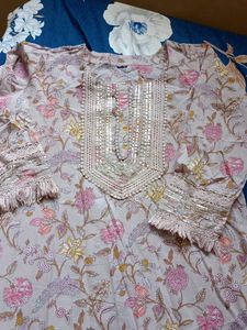 Beautiful Floral Print Kurta