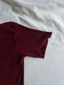 SSS- Maroon Ribbed Short Sleeve Top