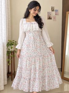 Elegant White Floral Tiered Maxi Dress – Feminine